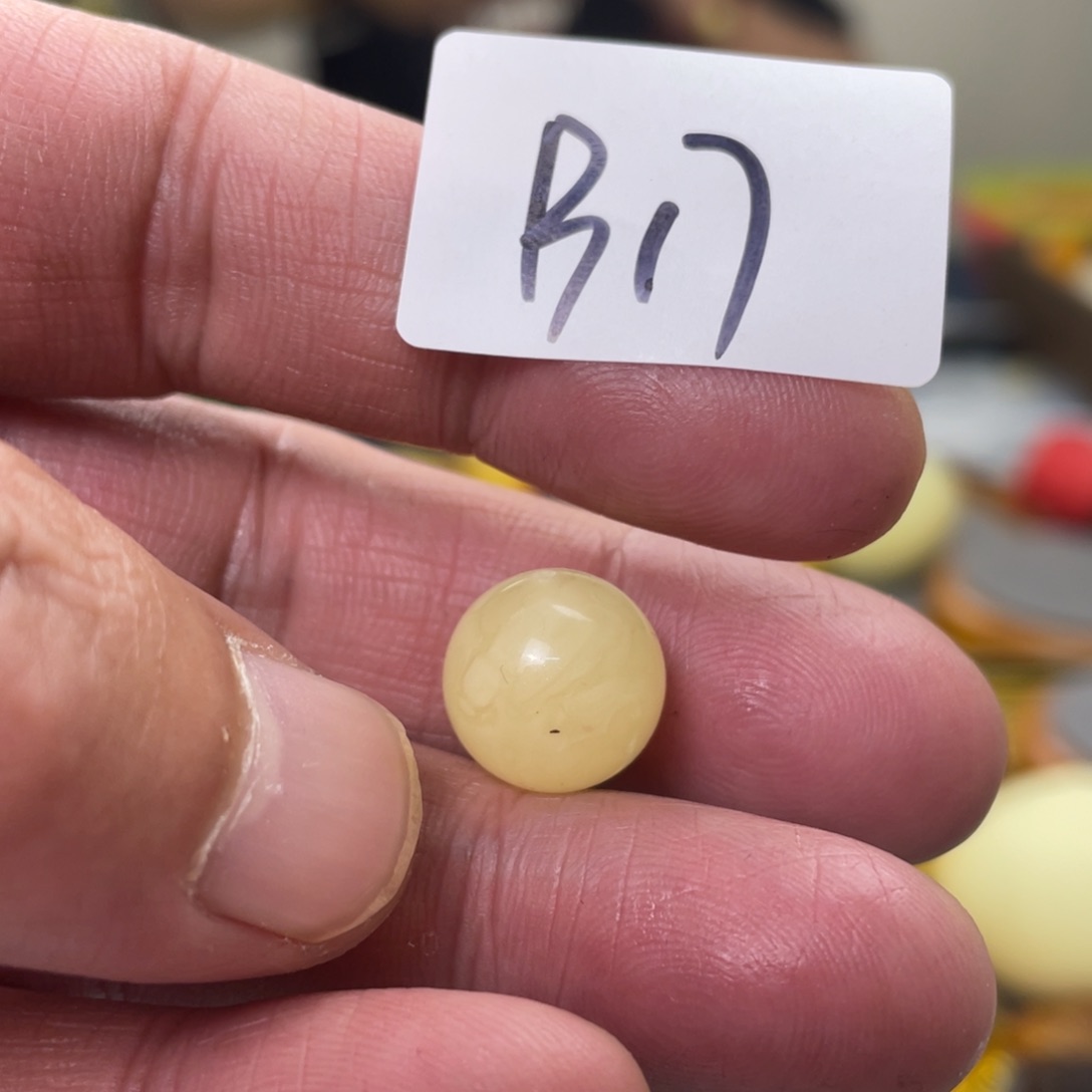 手链琥珀未镶嵌多样性发，发其中一件
