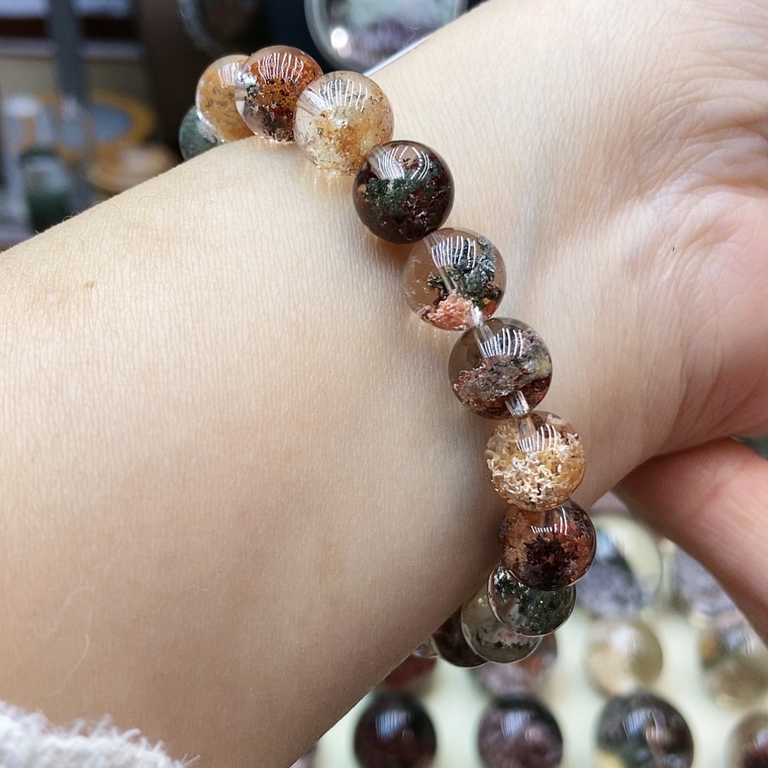 水晶手链未镶嵌?**?水晶