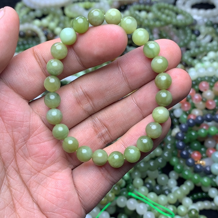 和田玉未镶嵌手串黑羊洞碧玉