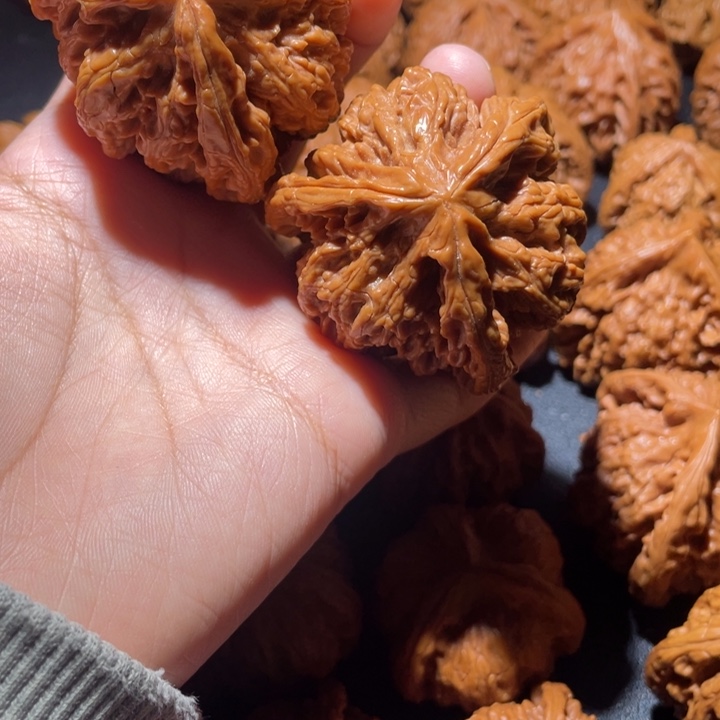 不***生文玩核桃吊坠粗精