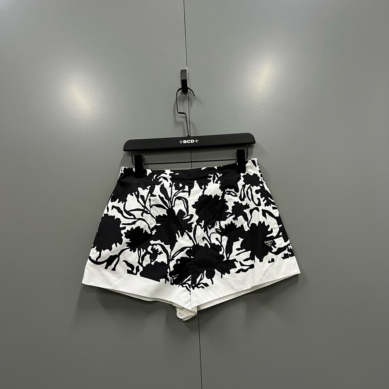 PRADA 普拉达 扎染三角标短裤 42码/98新/9800/无配件 fg205279