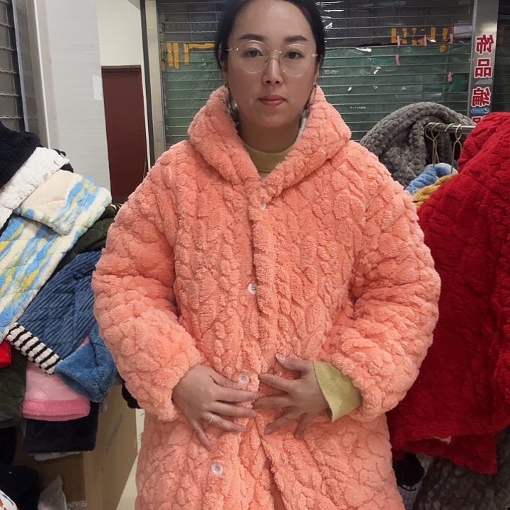 聚酯纤维聚酯纤维橘色睡袍