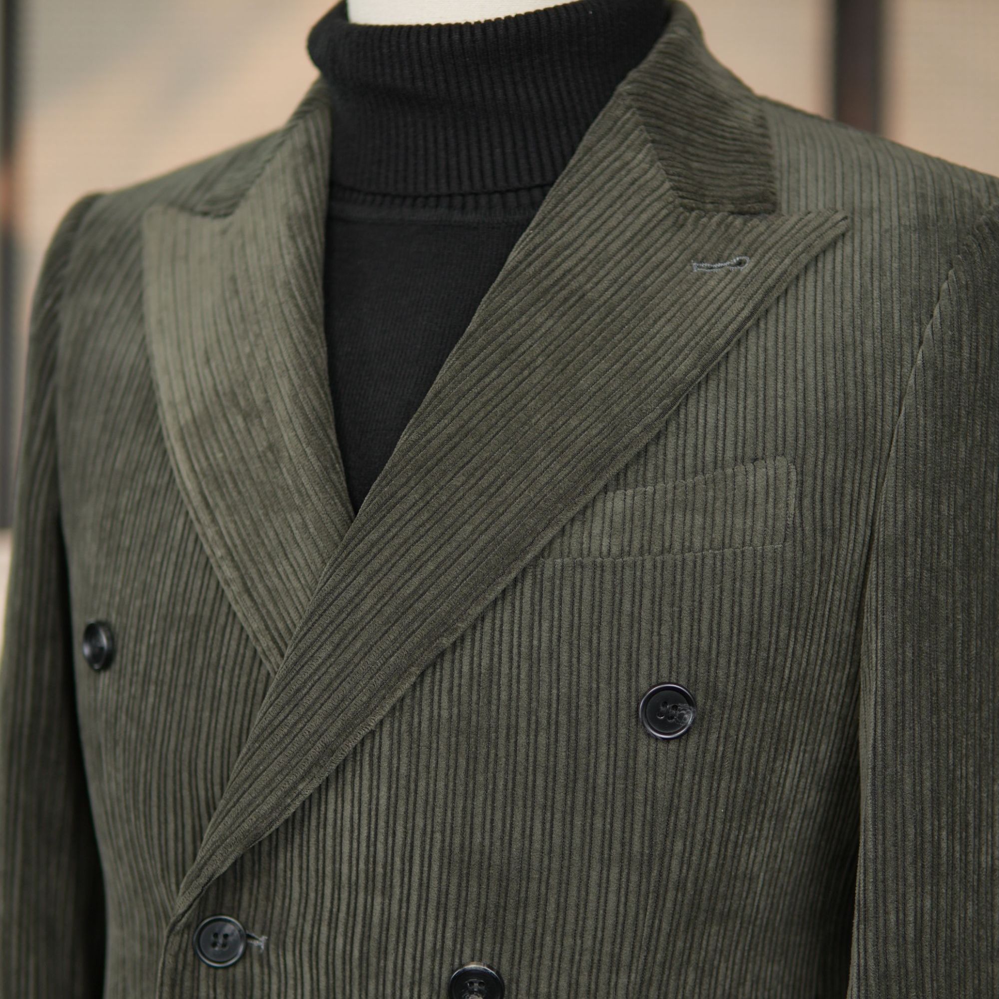 梵沦帝纳莫兰迪绿双排扣灯芯绒秋冬时尚休闲西服男款西装冬季