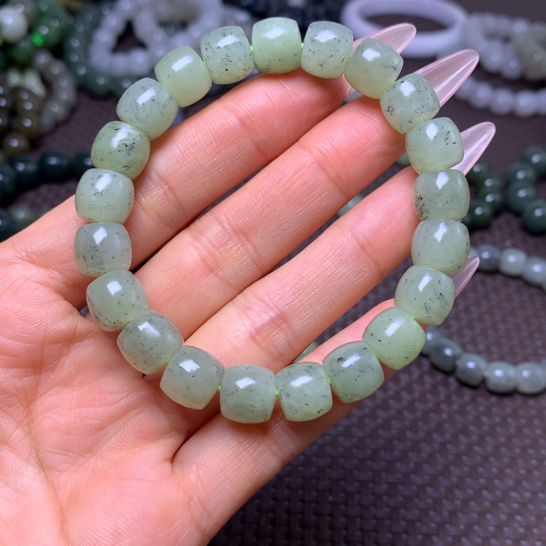 未镶嵌手串和田玉卡10