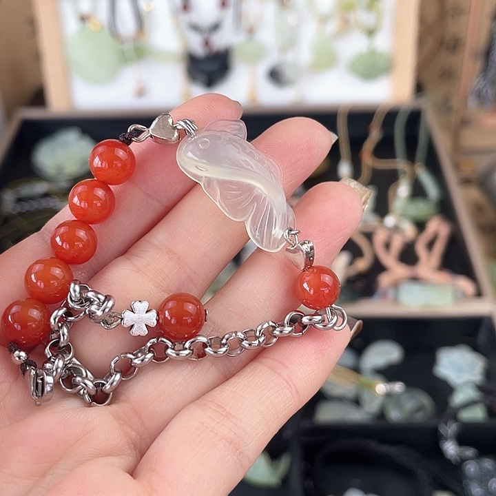 蛇纹石玉合金颈饰