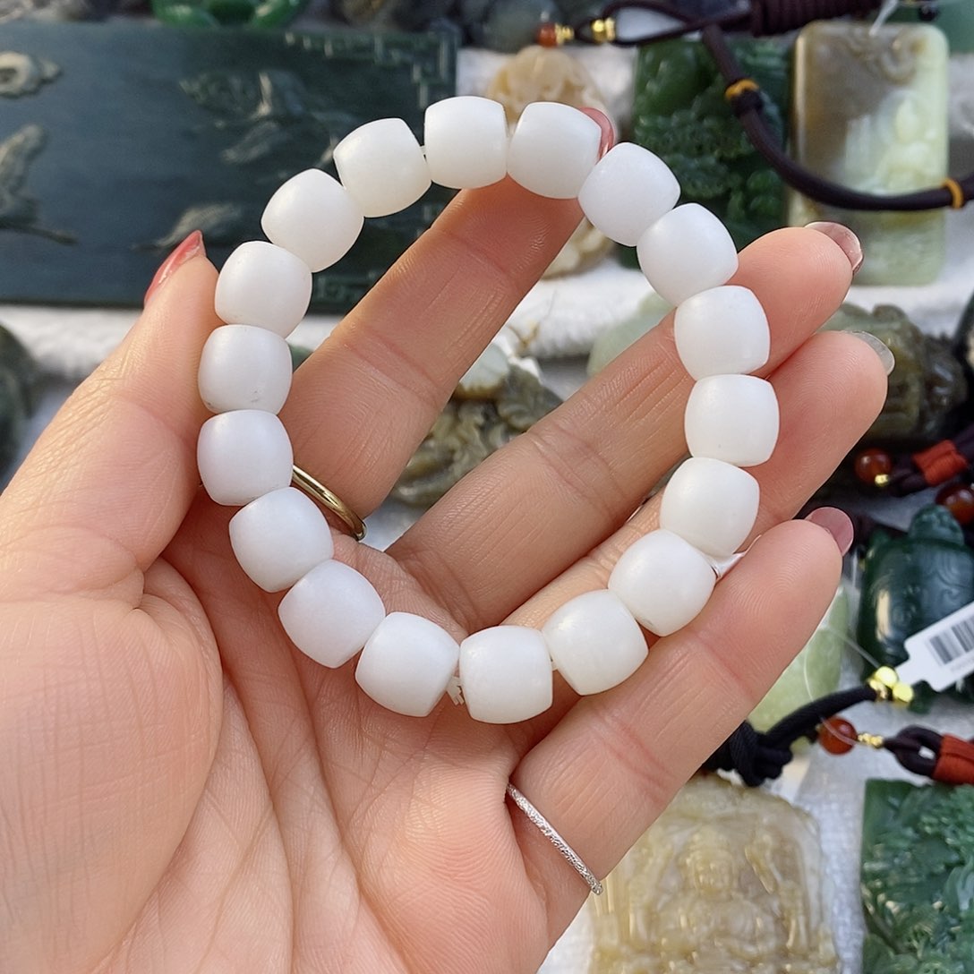 和田玉（糖玉）珠宝半成品未镶嵌