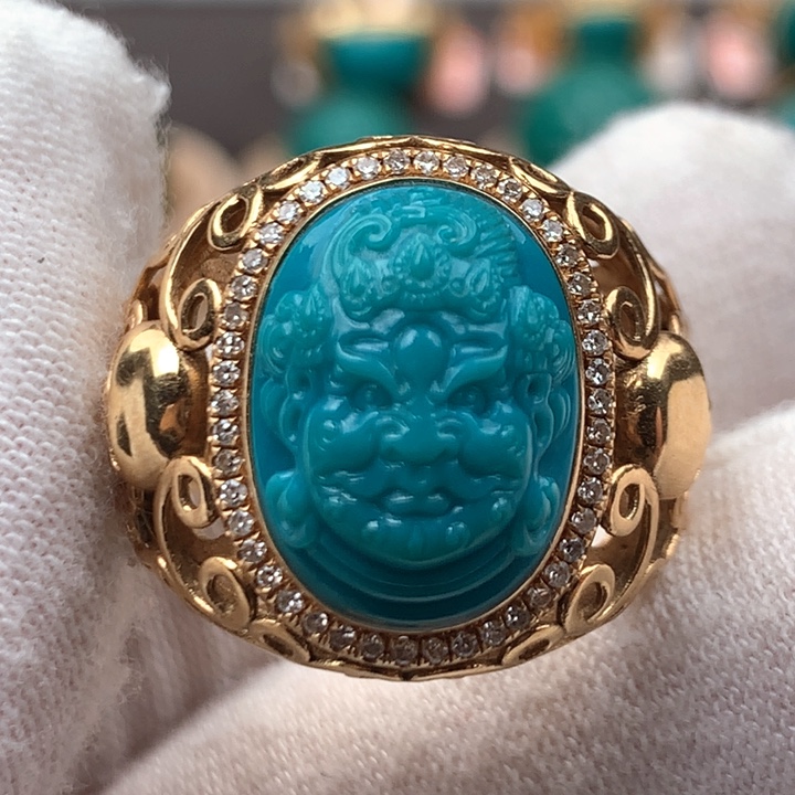 绿松石车挂18K金镶嵌