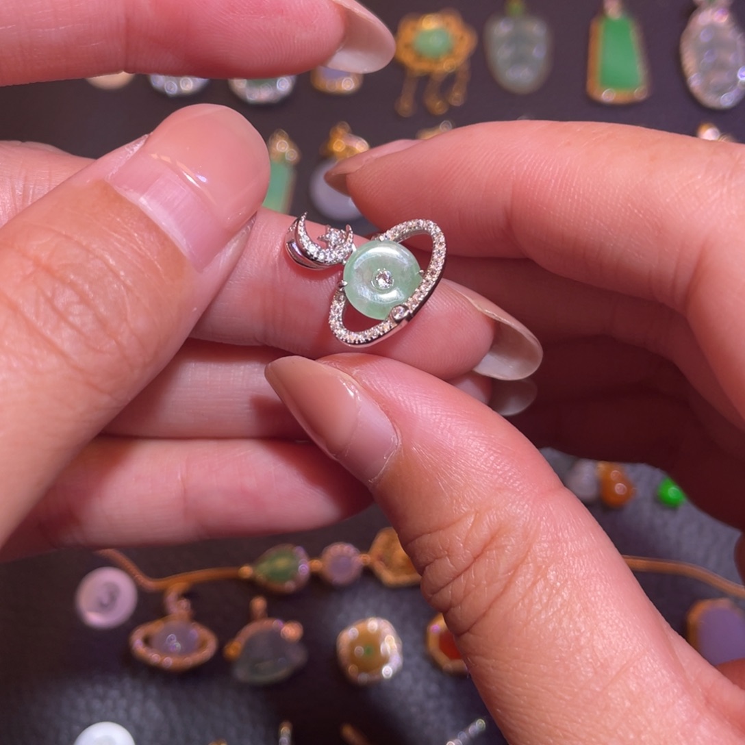 翡翠银S925镶嵌颈饰