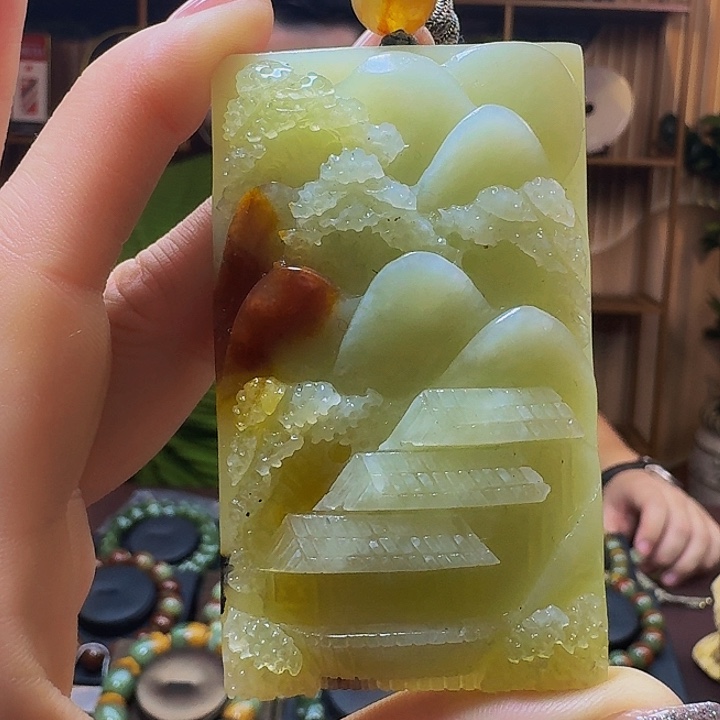 蛇纹石玉手串未镶嵌