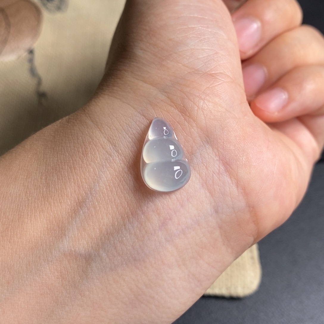 颈饰未镶嵌翡翠豆子