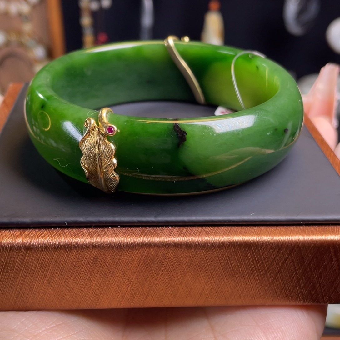 和田玉18K金镶嵌手镯