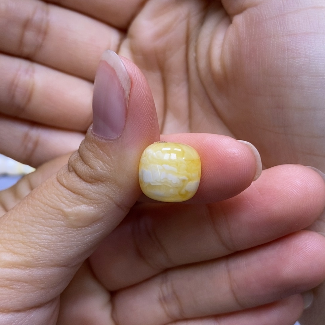 琥珀未镶嵌珠宝奇石12.5