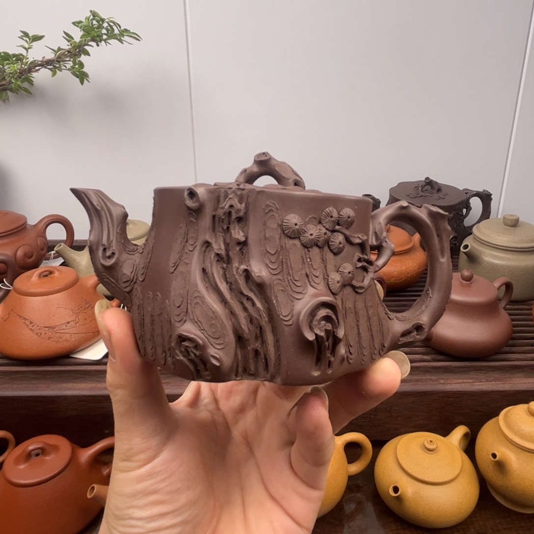 l***u紫砂茶宠松桩紫砂壶