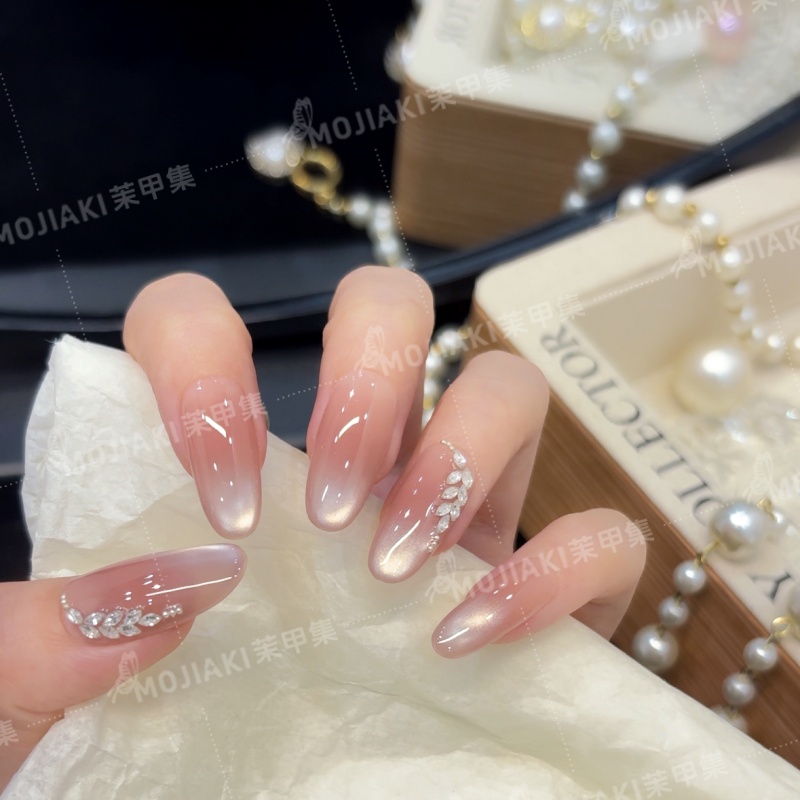 【麦穗】玻璃珠猫眼日常显白穿戴甲轻奢设计镶钻美甲