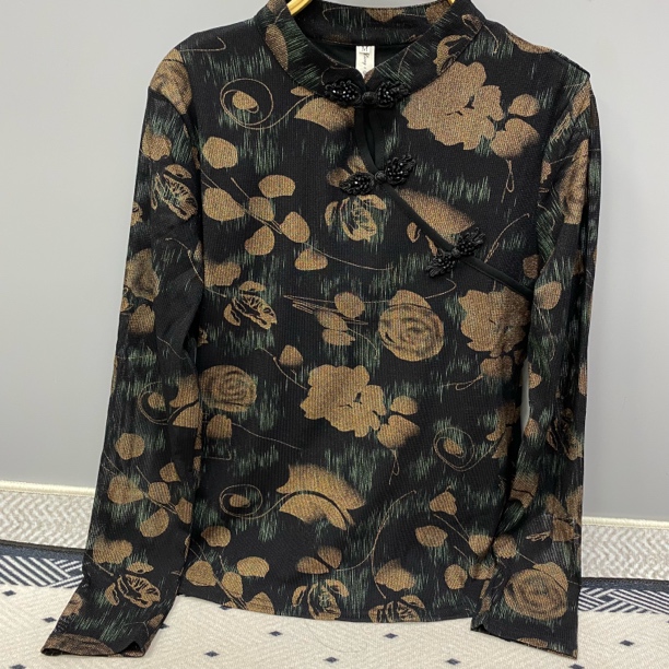 7898#新款女装时尚上衣