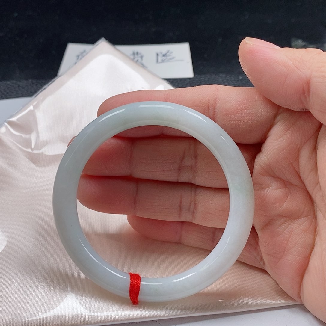 【闪购商品】翡翠手镯（圆镯）未镶嵌207号