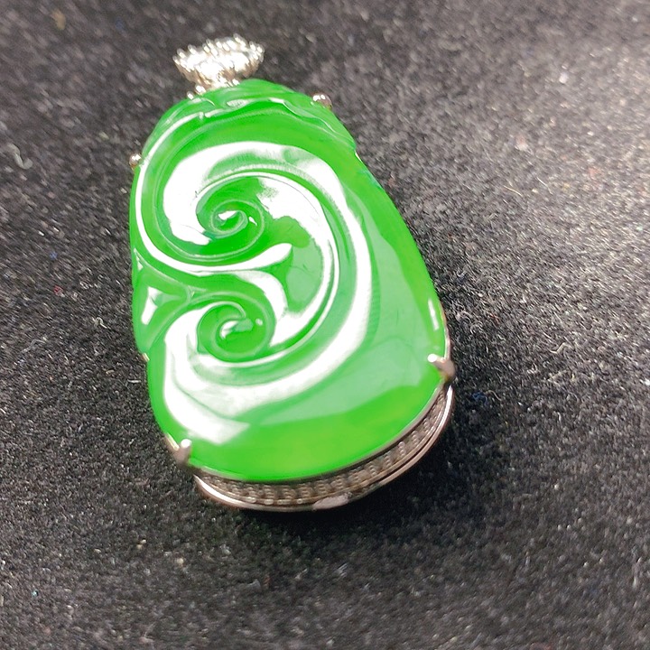 【闪购商品】翡翠未镶嵌颈饰翡翠