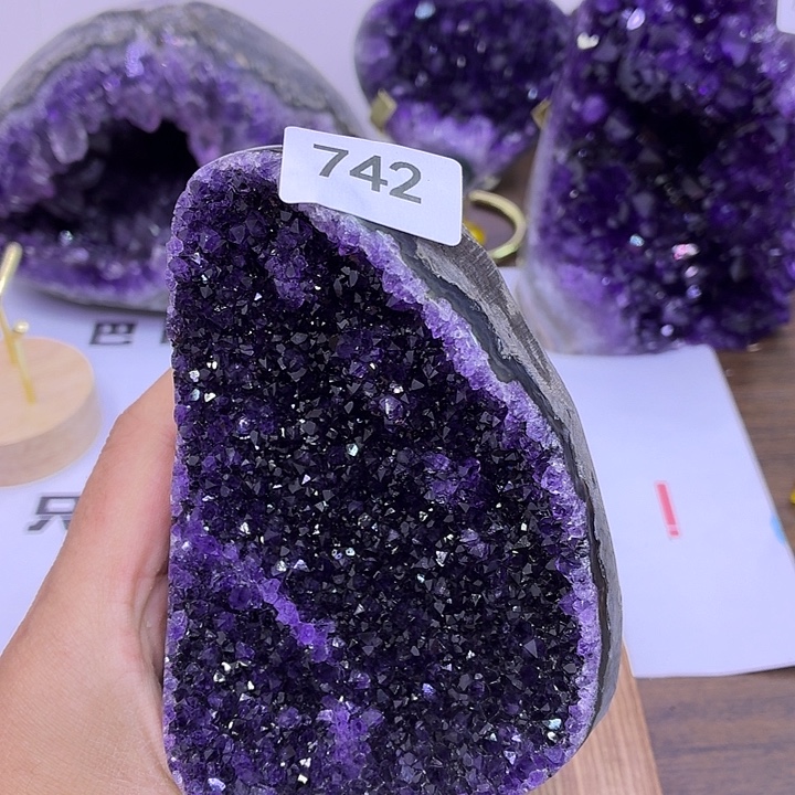 未镶嵌紫晶大型摆件（非配饰）