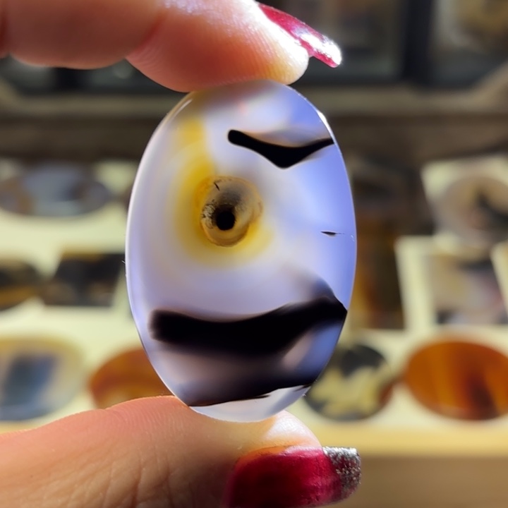 玛瑙/玉髓颈饰合金