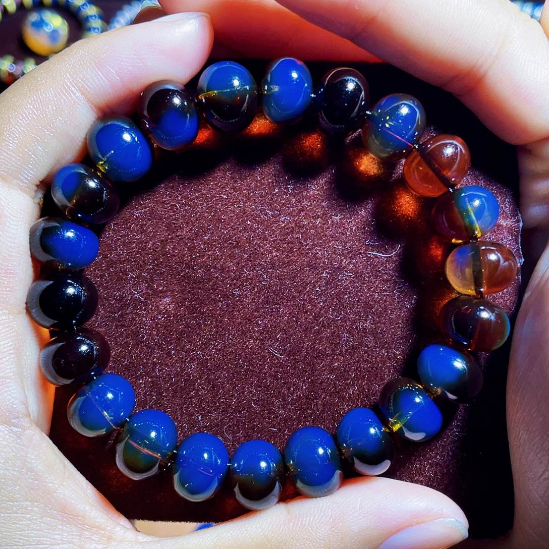 蓝珀裸石未镶嵌红蓝11