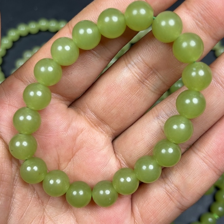 和田玉未镶嵌车挂