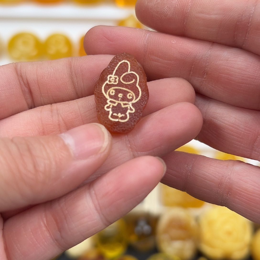 蜜蜡未镶嵌颈饰蜜蜡