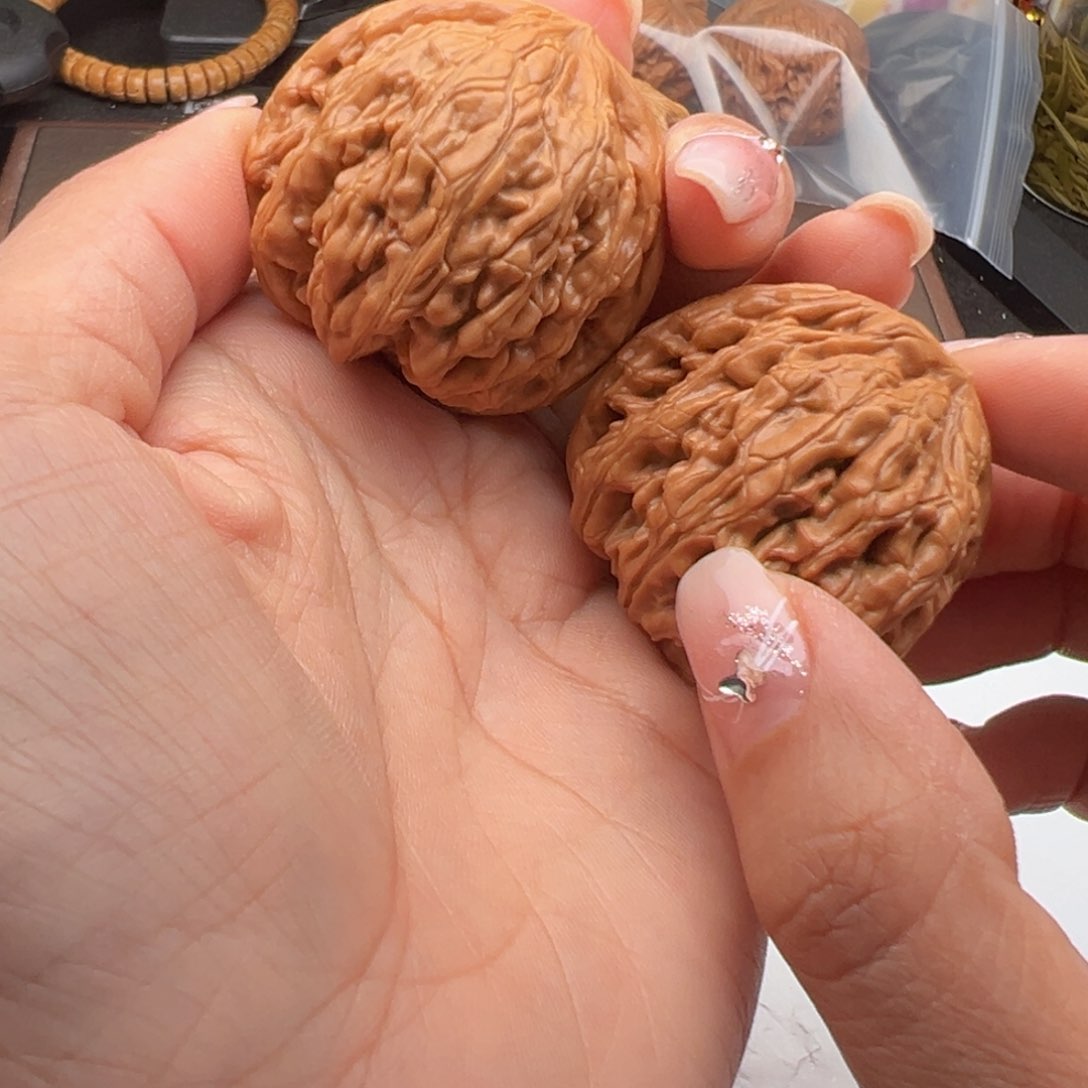 文玩核桃把件虎头王