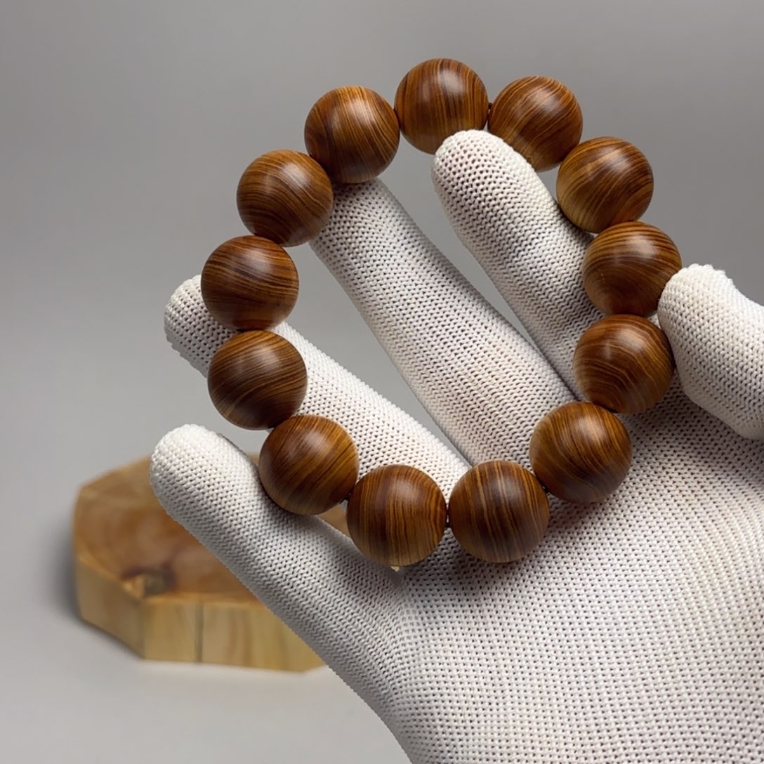 柏木（崖柏）超*太行崖柏黑油骨料1.8