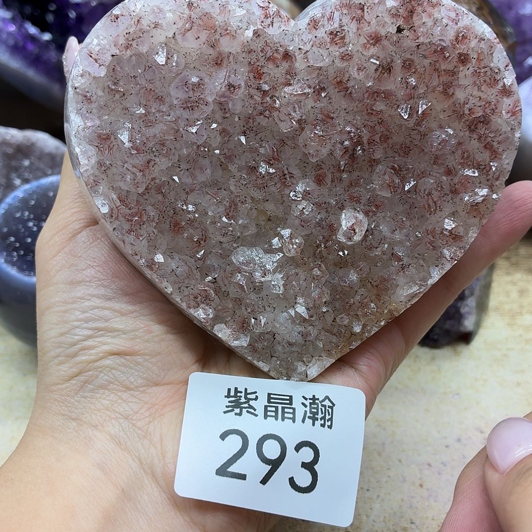 未镶嵌水晶大型摆件（非配饰）