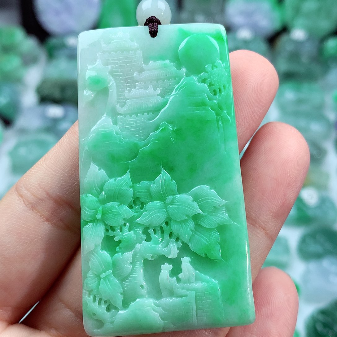 翡翠未镶嵌颈饰翡翠