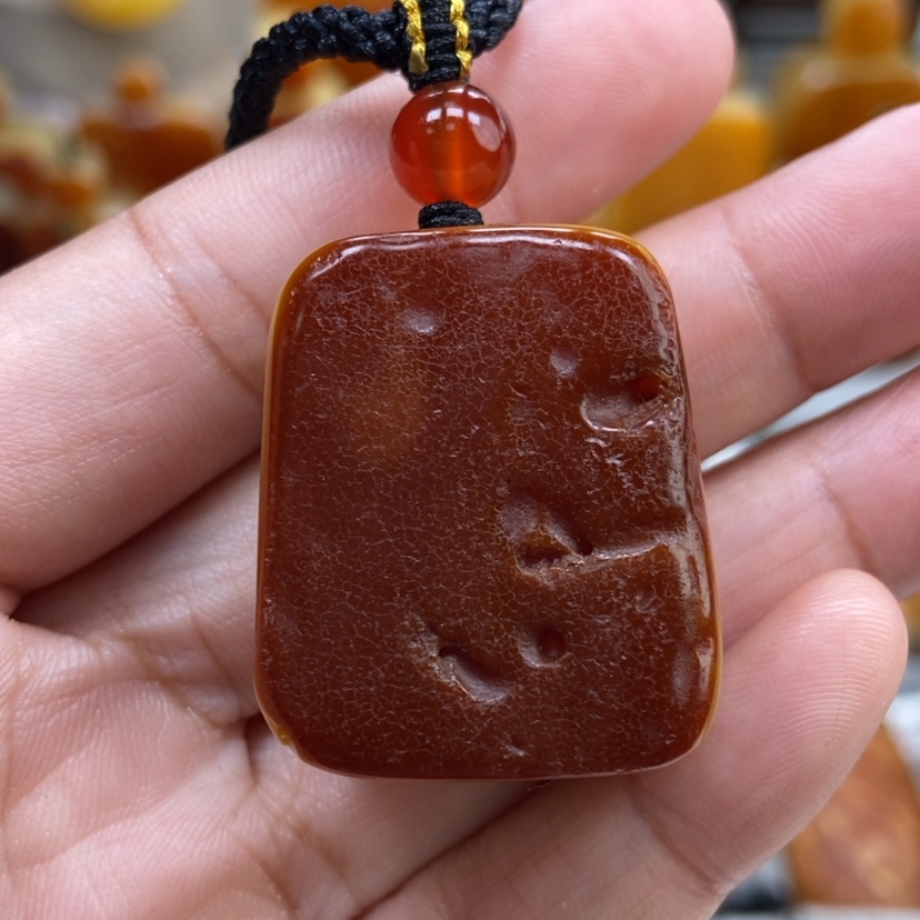 【闪购商品】琥珀颈饰未镶嵌
