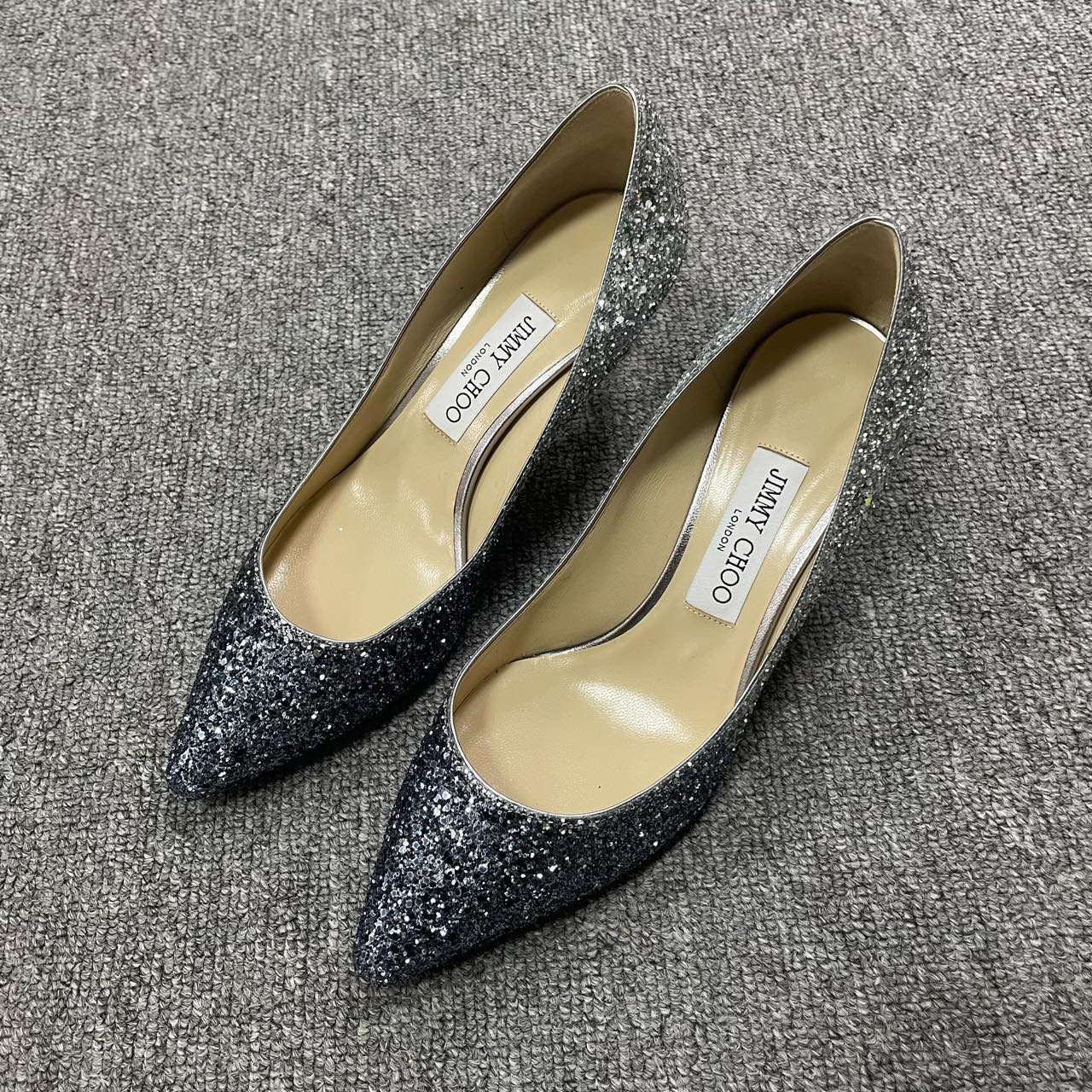 99新 JIMMY CHOO/吉米周 （有盒）Romy 时尚亮片高跟鞋  38码/5702