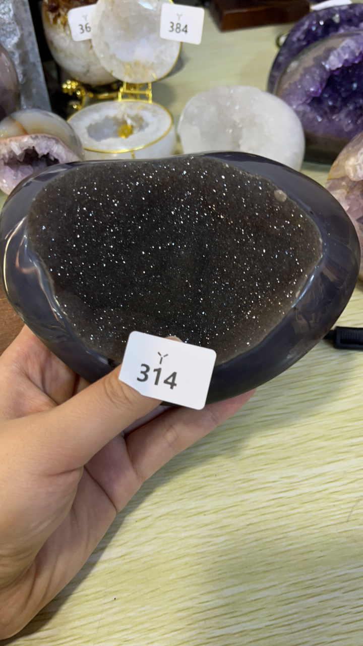 水晶带窝窝小平板满天星。