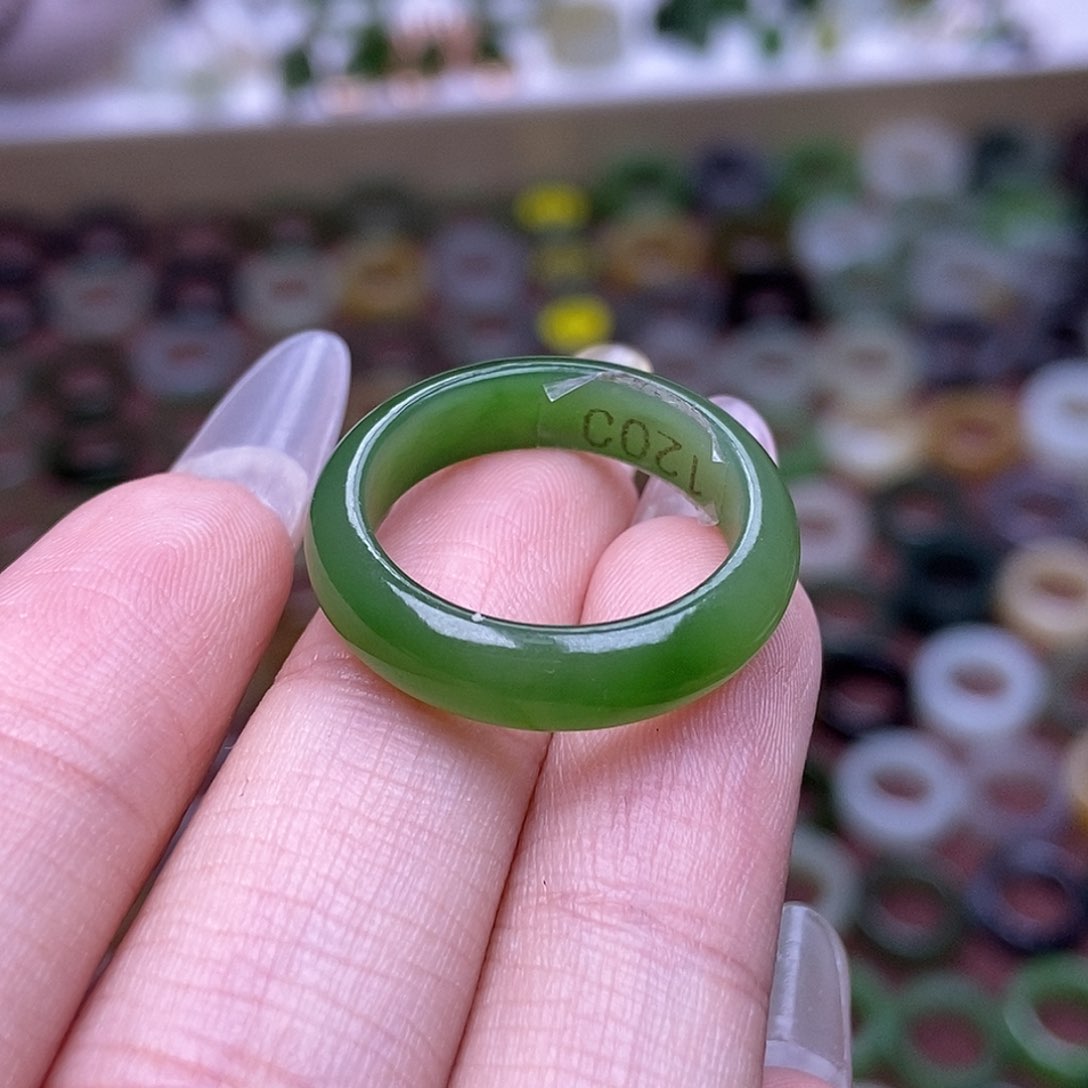 和田玉戒指未镶嵌18.4