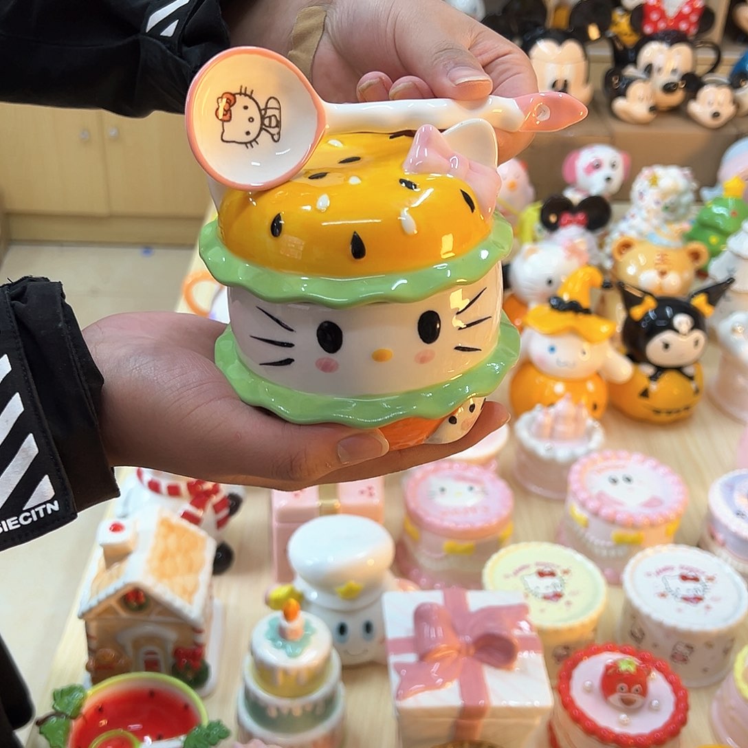 摆件陶瓷等行业的产品出口