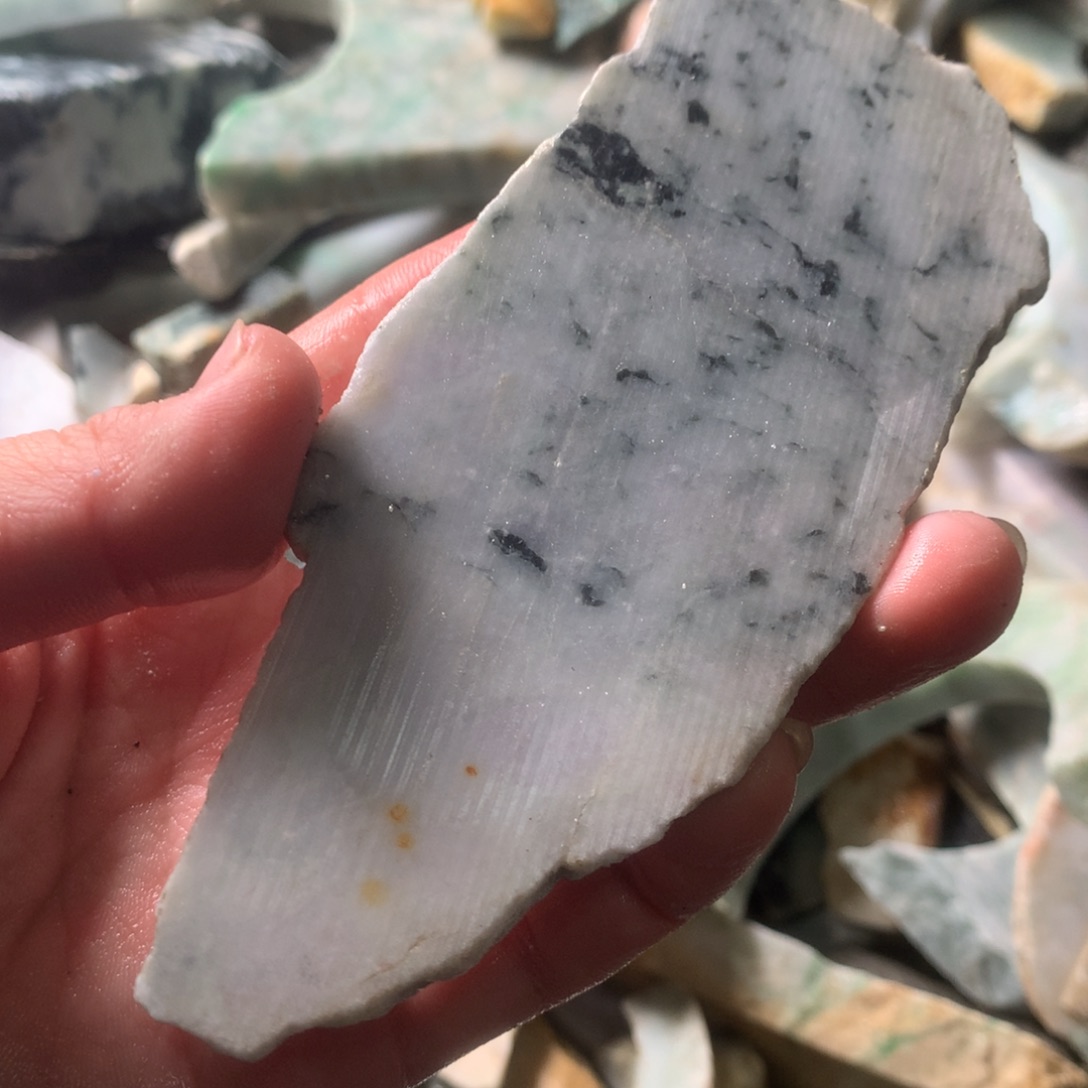 翡翠颈饰未镶嵌缅甸翡翠