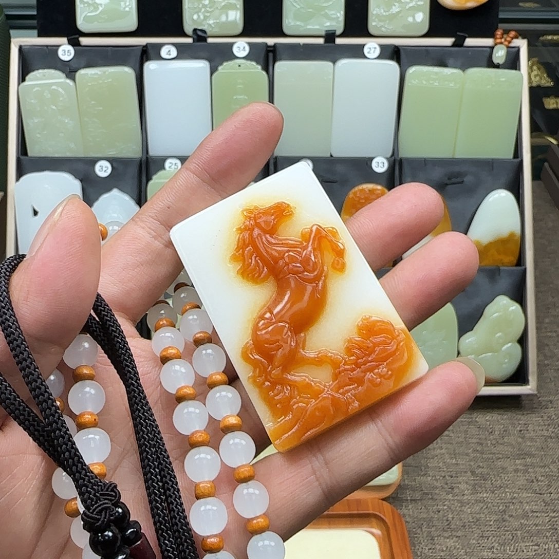 H***飞昆仑山料一物一拍皮色马