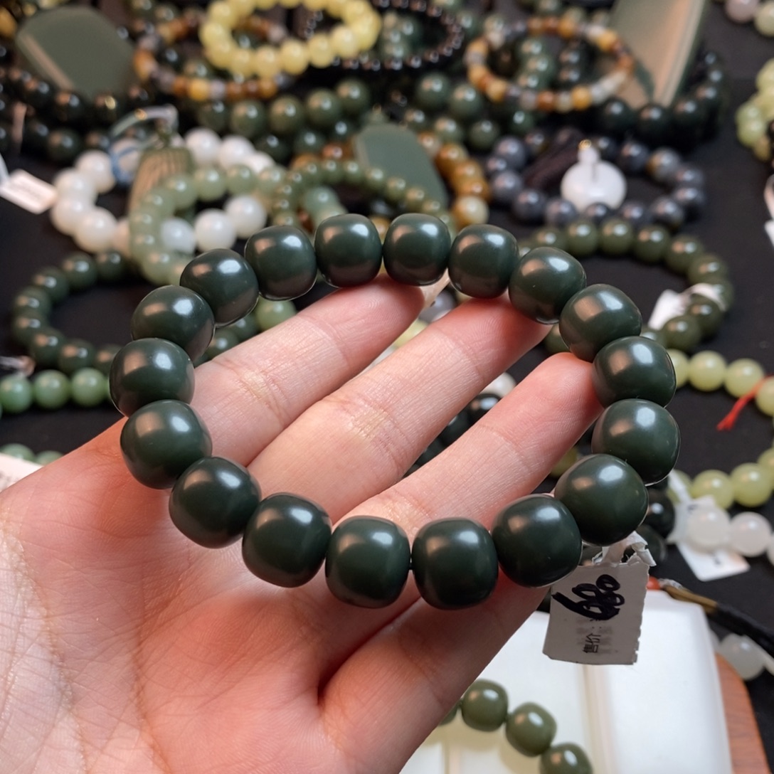 安***头颈饰未镶嵌和田玉