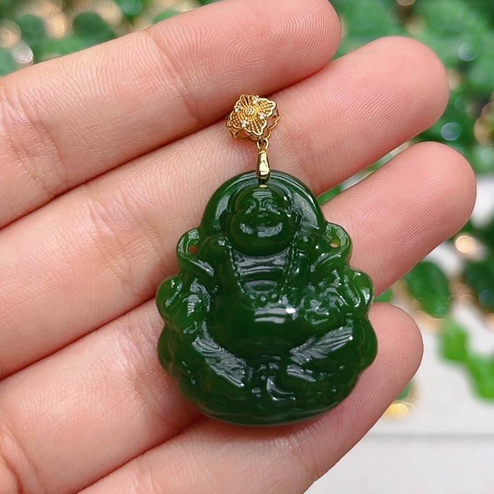 和田玉（碧玉）颈饰18K金镶嵌