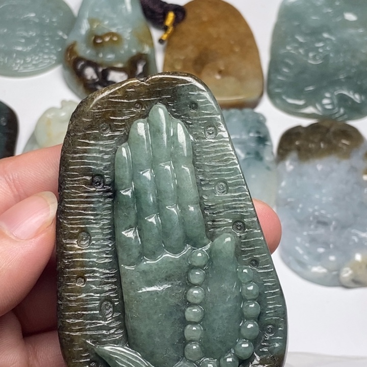 翡翠未镶嵌颈饰佛手17