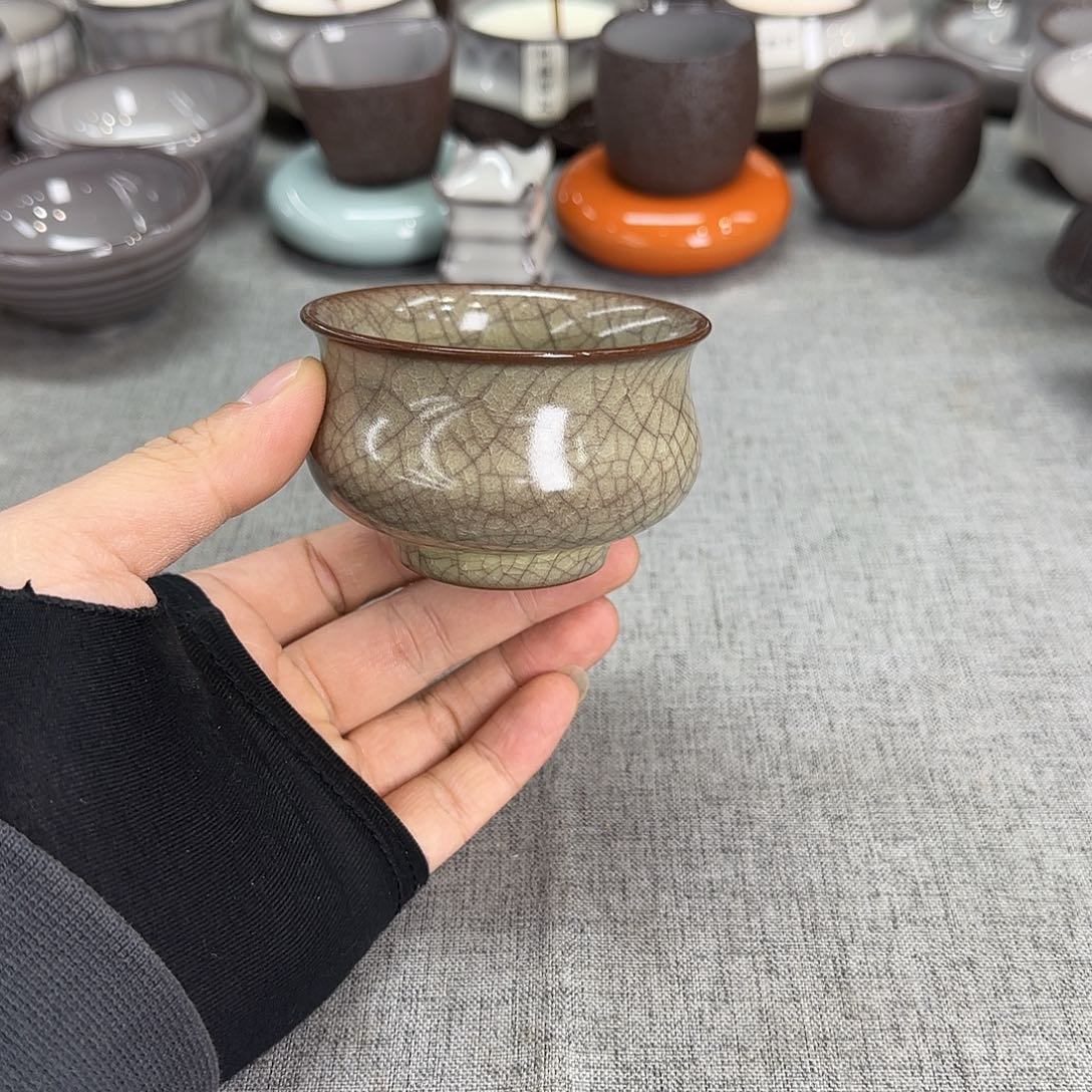 茶器黄先生 正在直播