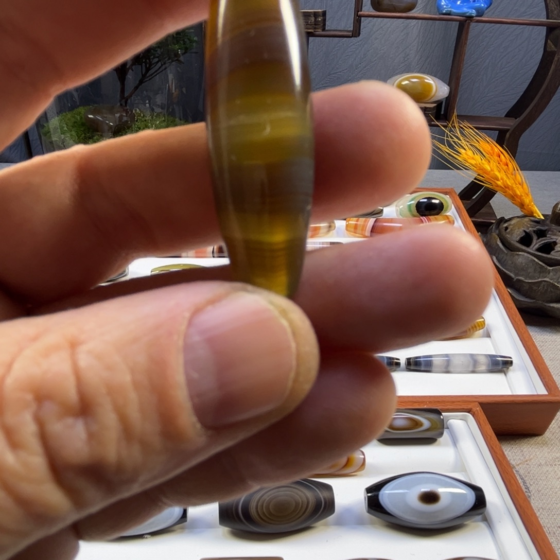 不***了玛瑙/玉髓未镶嵌颈饰