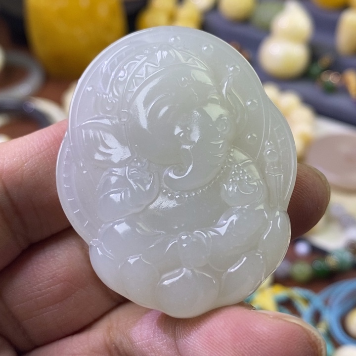 和田玉（糖玉）未镶嵌颈饰和田玉象神