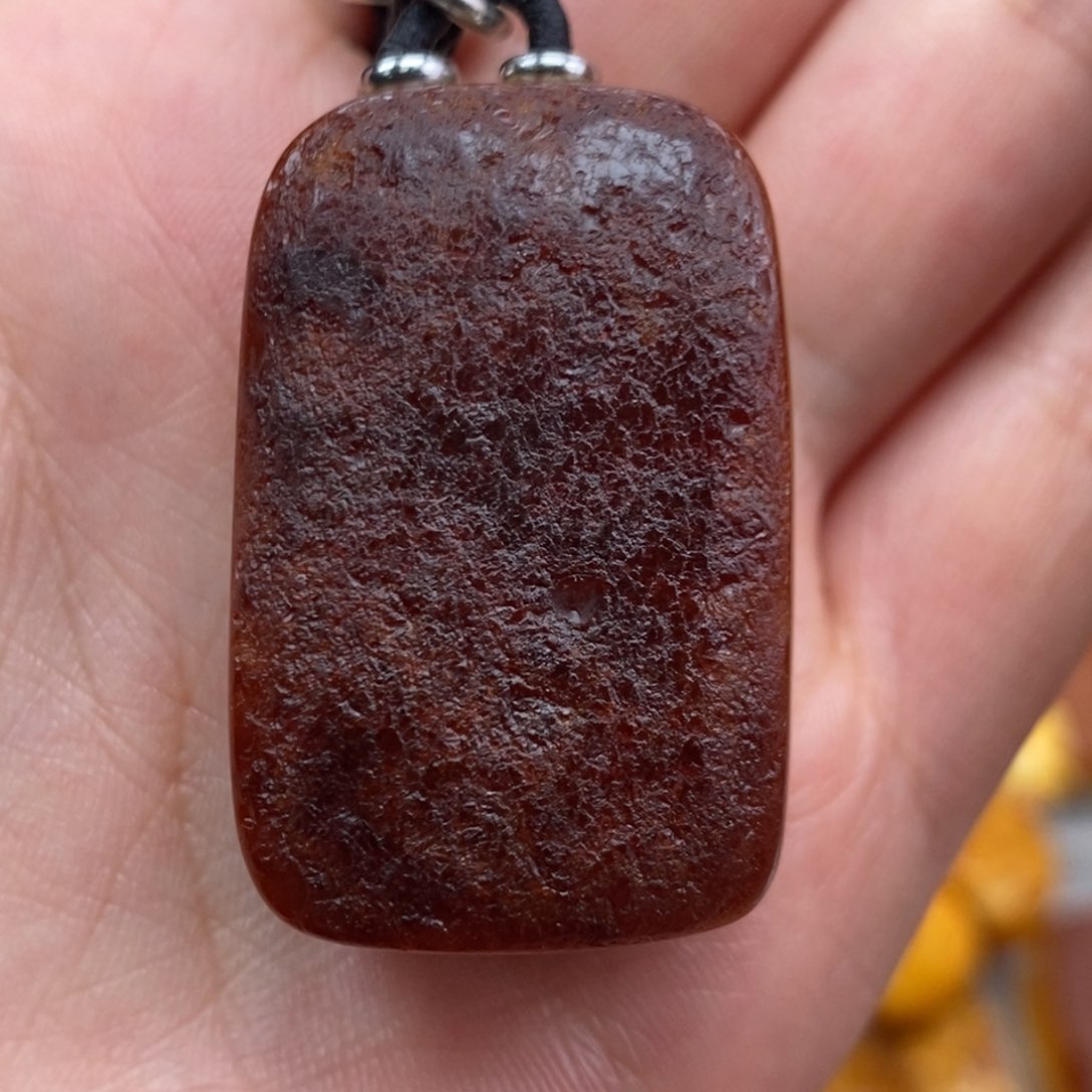 琥珀吊坠(赠链)未镶嵌