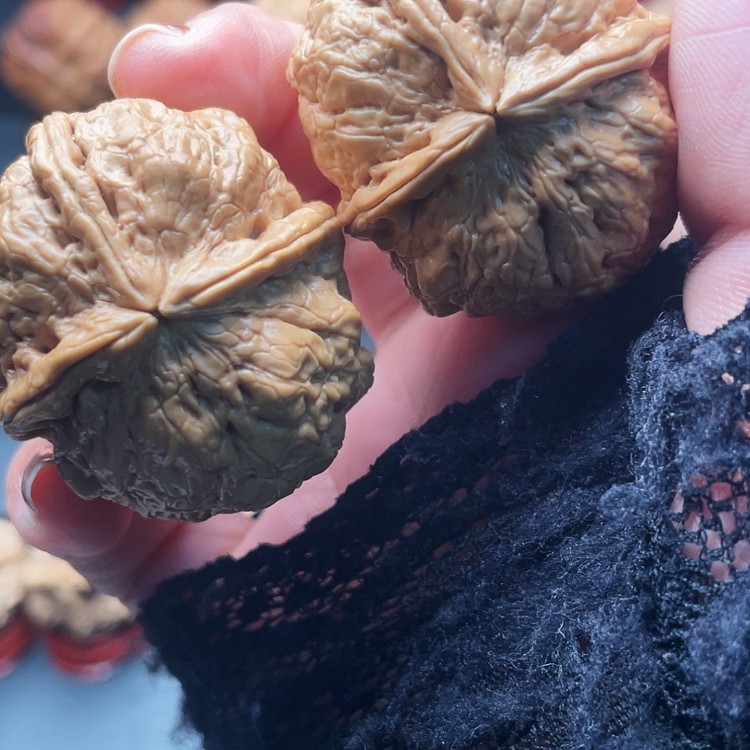 文玩核桃吊坠帝王……