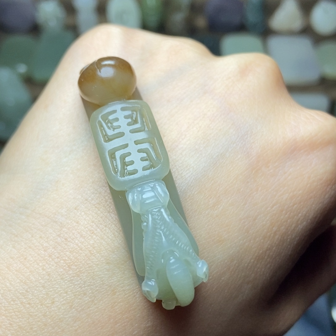 和田玉颈饰未镶嵌