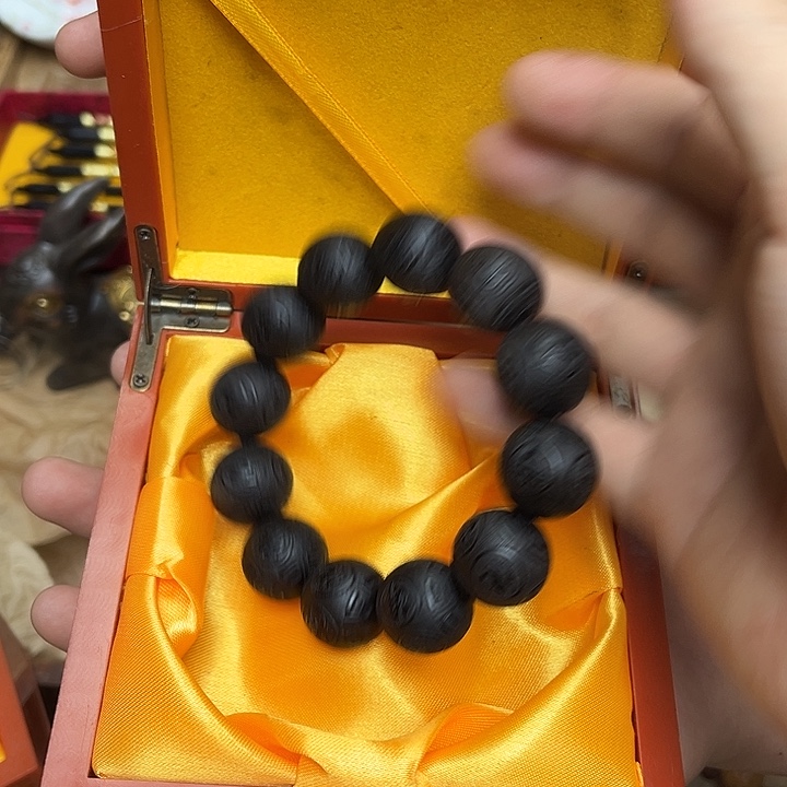 大叶紫檀（黑酸枝木类）