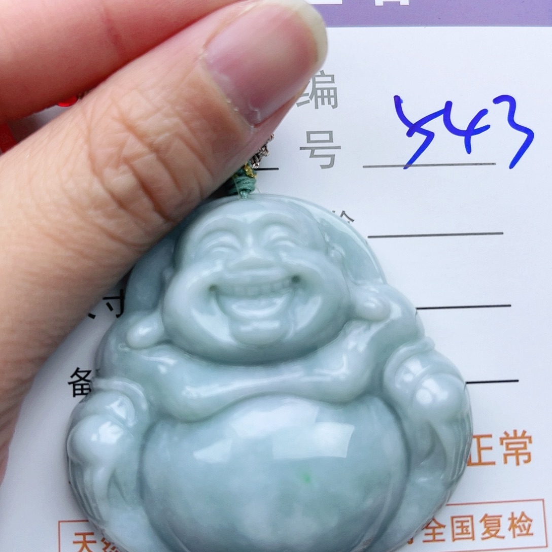 翡翠颈饰未镶嵌佛公