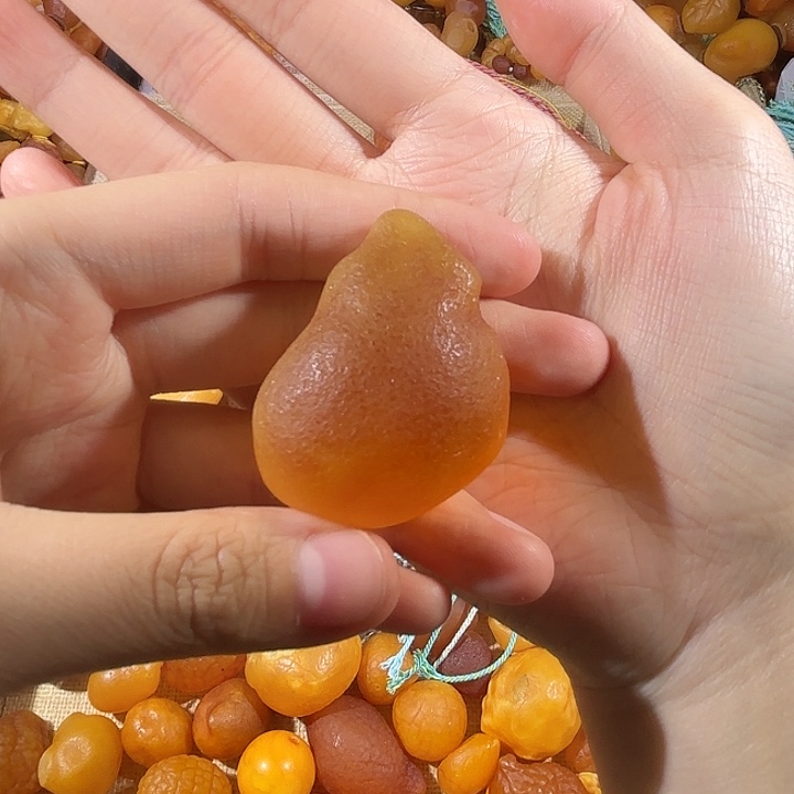琥珀未镶嵌颈饰蜜蜡海漂单颗