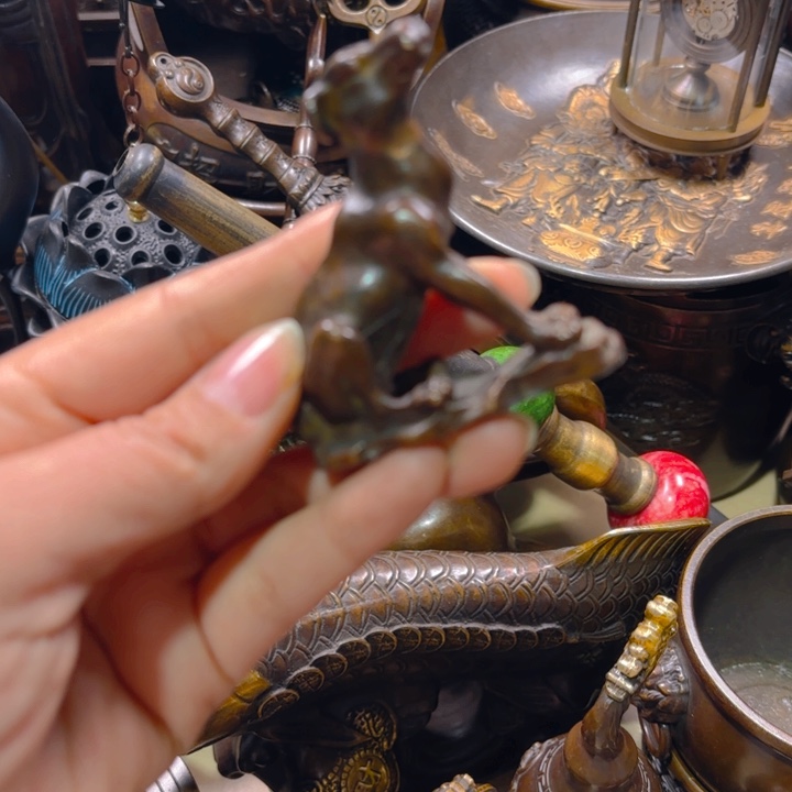 铜器摆件收收藏藏